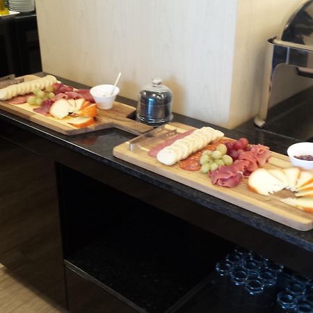 מטוסיניוס Sea Porto Hotel מראה חיצוני תמונה